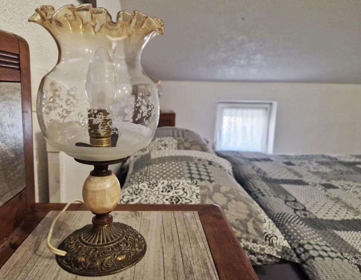 Sweet Room With A Terrace Roč Eksteriør bilde
